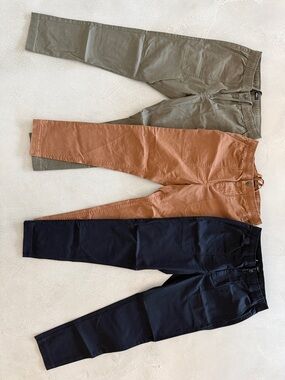 Express Men's Cargo Pants in Olive, Rust, and Black 3 Pack never worn elastic